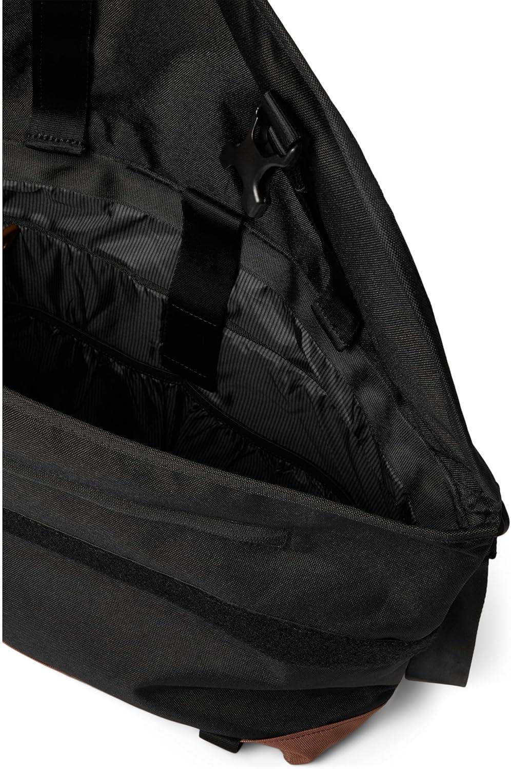 imageHerschel Cove MessengerBlackSaddle Brown