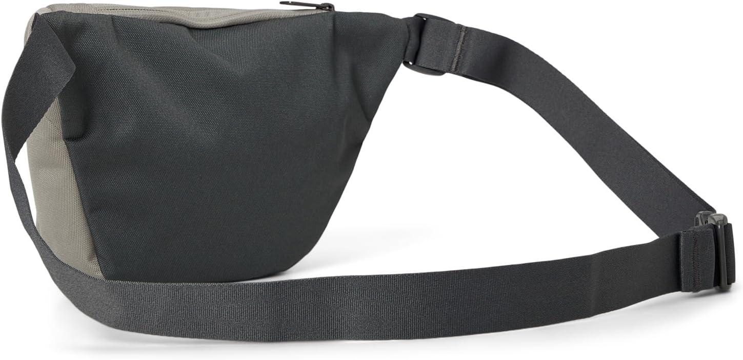 imageHerschel Pop Quiz Hip PackMorning DoveDark Shadow