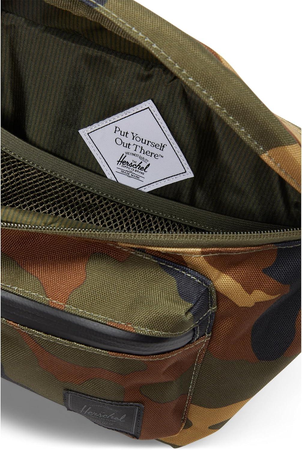 imageHerschel Pop Quiz Hip PackWoodland CamoBlack Label