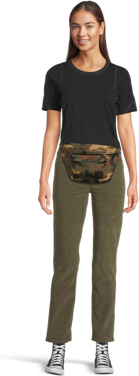 imageHerschel Pop Quiz Hip PackWoodland CamoBlack Label