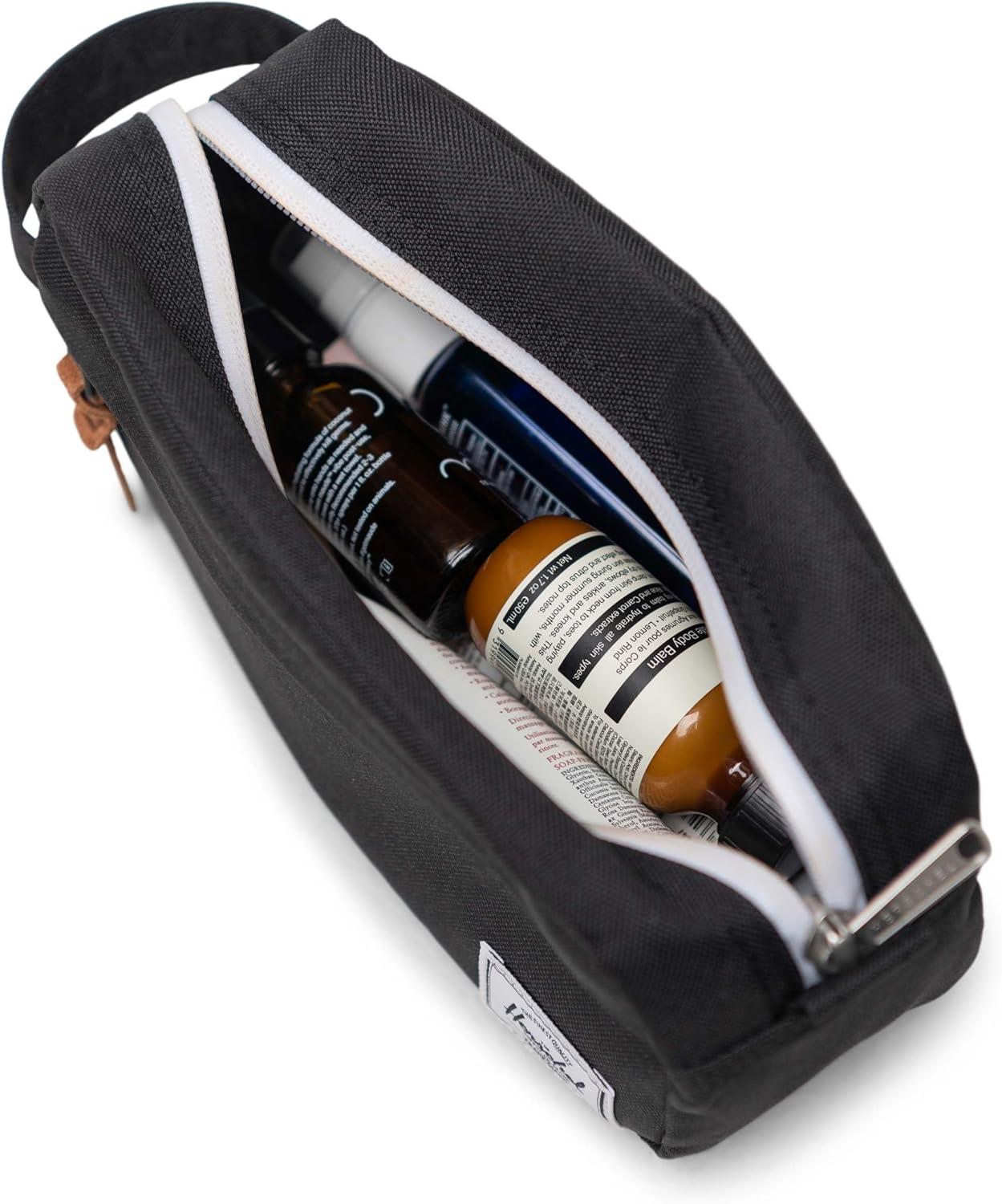 imageHerschel Supply Co Chapter Travel KitLight Grey Crosshatch