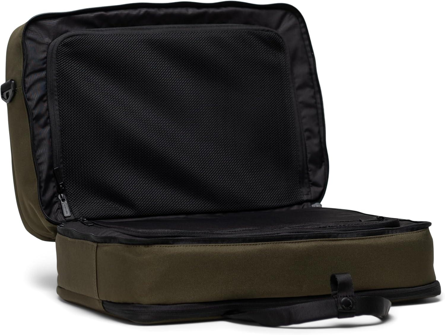 imageHerschel unisexadult Bowen Duffle Tech BagIvy Green